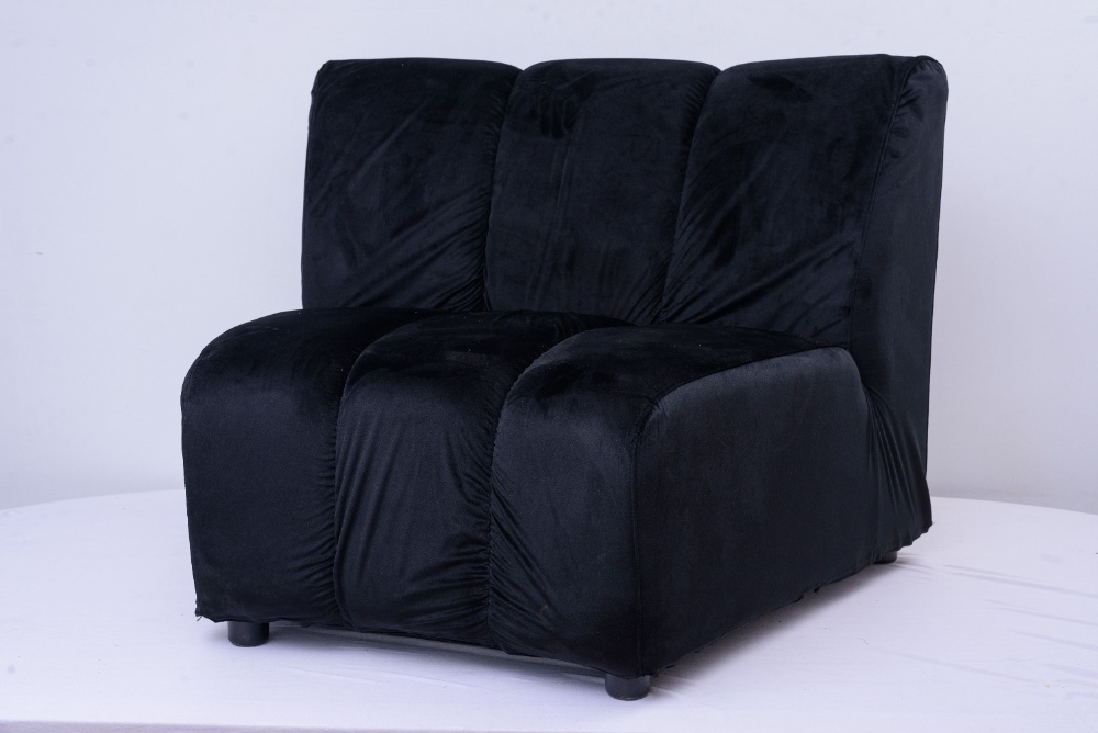 Crescent Lounge - Image 6